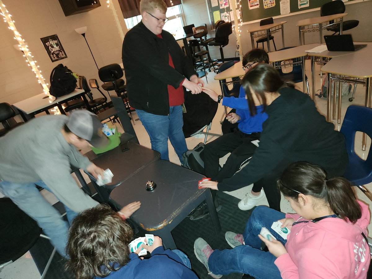 Some serious trades happening on our trading floor this morning in Investing in Your Future. #RedBud132