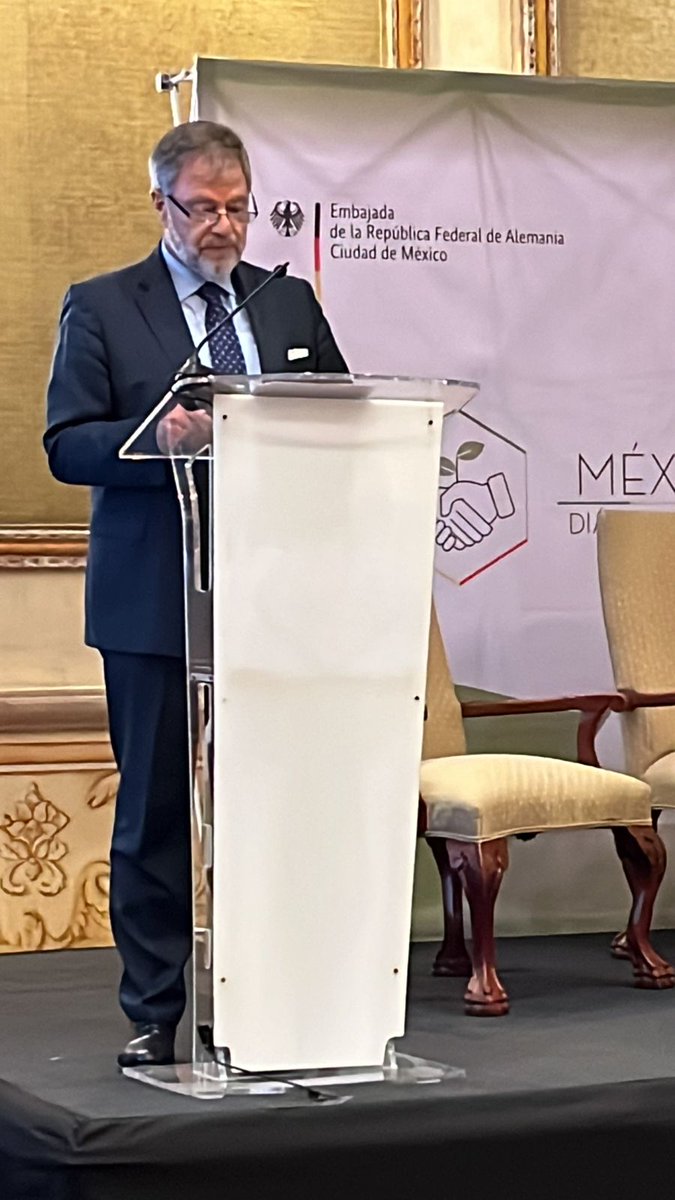 UTSanLuisPotosi's tweet photo. #AgendaRectoría | El Mtro. Gerardo Vilet Espinosa, Rector de la #UTSLP, atendió la invitación que le fue extendida para asistir al evento "México-Alemania Diálogos por un Futuro Sostenible" con el tema de 'Acción climática desde la perspectiva empresarial'
#futurosostenible https://t.co/vvkPgqrzwP