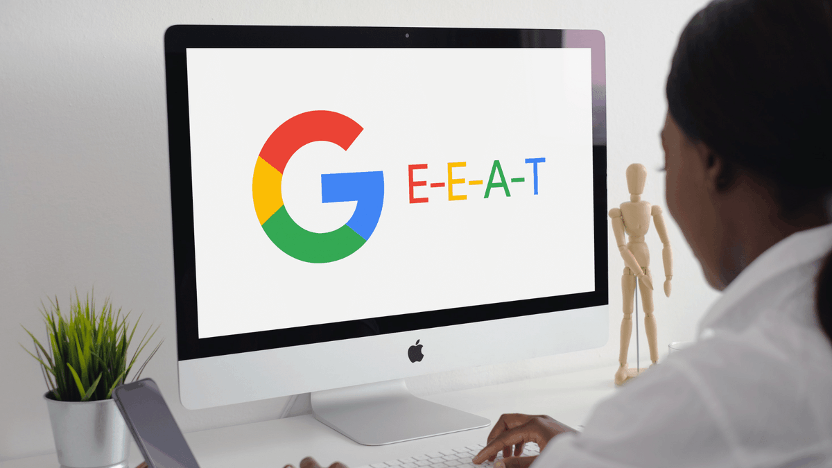 sengineland's tweet photo. E-E-A-T and major updates to Google’s quality rater guidelines via @lilyraynyc https://t.co/oUutMRdLtx https://t.co/5NALGQ3Aft