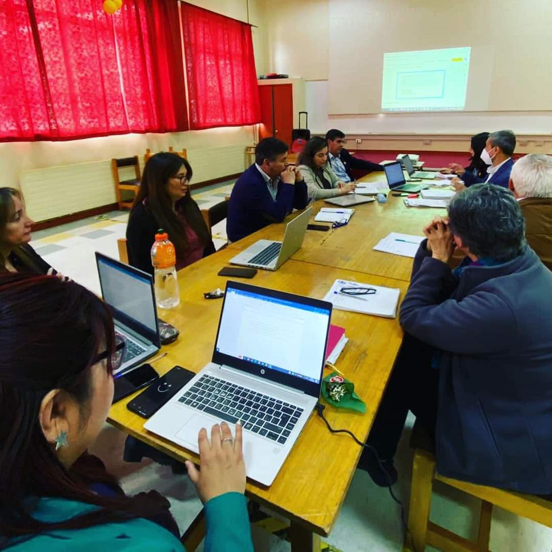 INSAT_VALD's tweet photo. El día lunes, tuvimos una reunión de Verificación de Implementación de nuestro PME (Plan Mejoramiento Educativo) ✅✅ con participantes de DAEM, Provincial de Educación, equipo directivo y de apoyo a la gestión del establecimiento. @Carla_Amtmann @seremieducrios @daemvaldivia https://t.co/gvsgt3fCWu