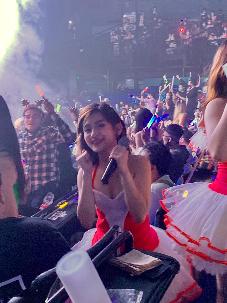 imdinster's tweet photo. I’m so proud of you always my best girl 🫶🏻✨ #MNL48 #MNL48Jem https://t.co/OHLb8qPvl0
