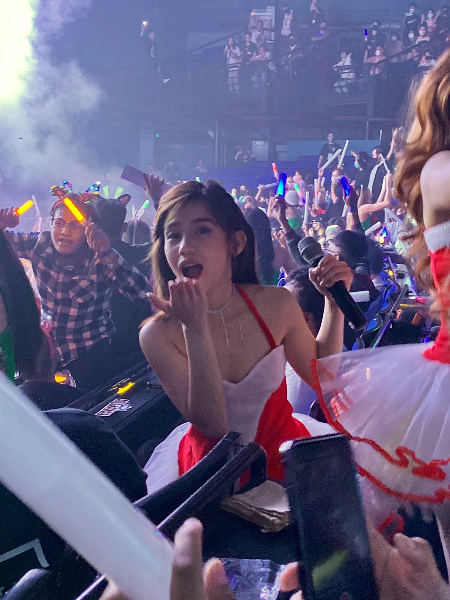 imdinster's tweet photo. I’m so proud of you always my best girl 🫶🏻✨ #MNL48 #MNL48Jem https://t.co/OHLb8qPvl0