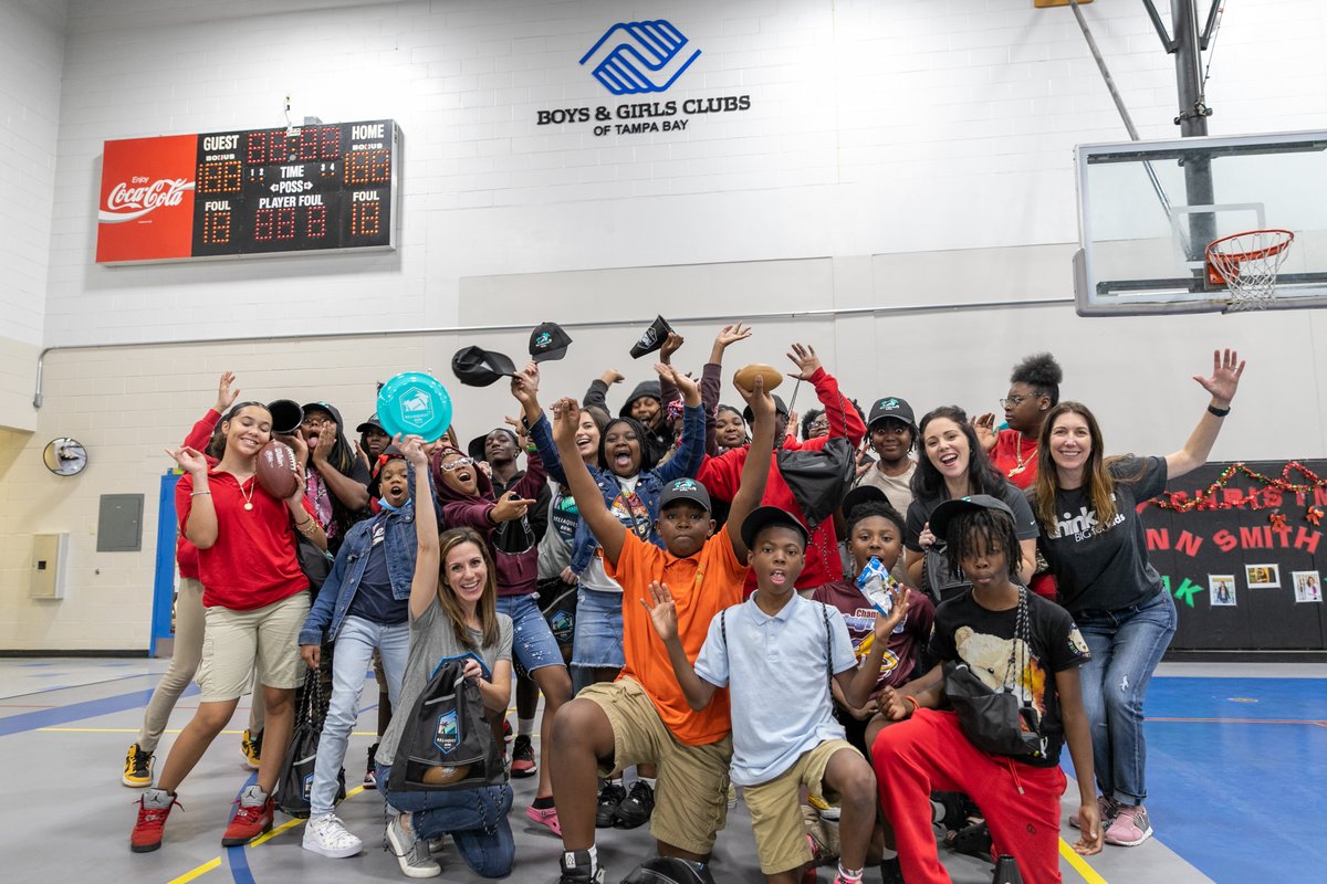 ReliaQuest's tweet photo. This month, we had the privilege of sharing @ReliaQuestBowl swag with students from @JATampaBay, @3DEschools, and @ThinkBigForKids at @BGCTampa, while teaching youth in our local community about #cybersecurity. #MakeItPossible #ReliaQuestGivesBack https://t.co/ySpwO6GTvU