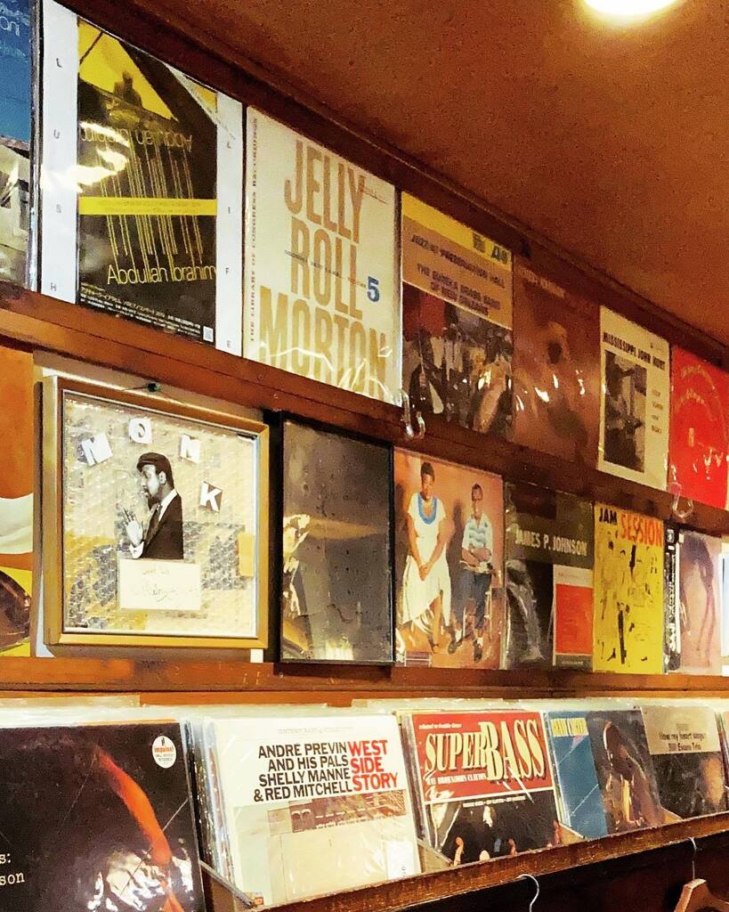 yukoyoshidapf's tweet photo. #LushLife
#ジャズ喫茶LushLife
#出町柳
#JerryRollMorton
#JamesPJohnson
#TheloniousMonk
#AbdullahIbrahim
#JAZZ https://t.co/wbL8ScY9YO https://t.co/6ViLilcD23