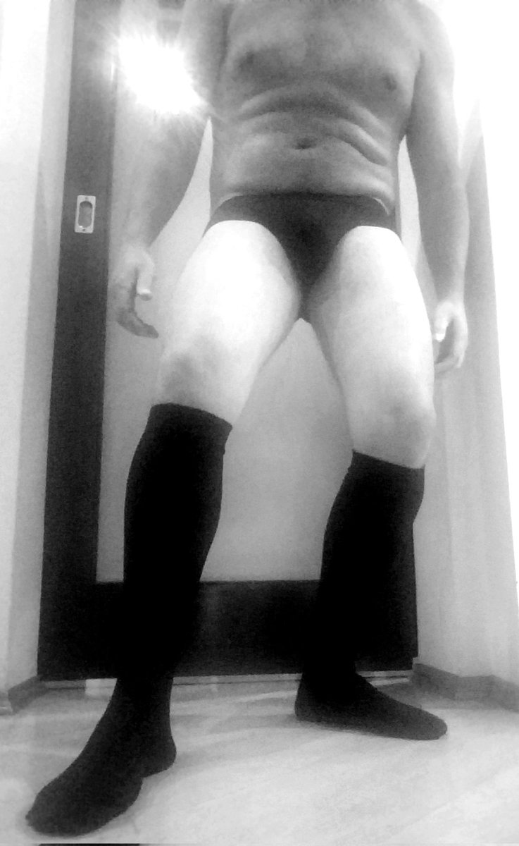 Soxdad7's tweet photo. socksthursday
#sockdad #socks #daddy #cum2dad https://t.co/up0JVzJL95