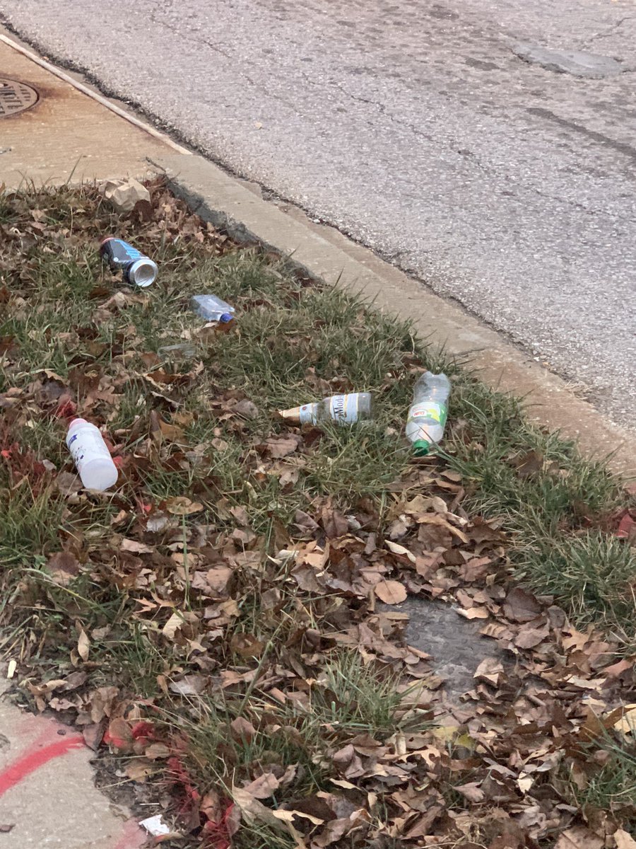dickinsonforkc's tweet photo. I’m running to be the next 5th District At Large City Councilman so that I can ensure that our City remains a first class City! Please join me and others for a community cleanup at 59th and Swope Parkway on Saturday December 17th at 9:00am. https://t.co/36aFdd0oo6