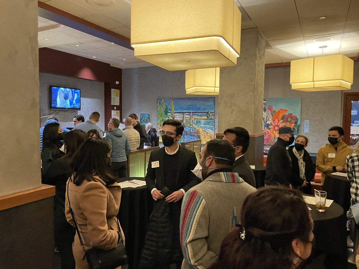 NLC_SV's tweet photo. Thank you to everyone who made it out to our Meet the Fellows event last night! It was a warm welcome for the newest members of our #NLCFamily. Can’t wait to see what our 2023 Fellows do when they start their NLC journey next month! #NLC #NLCSV https://t.co/eqeliwRPL5