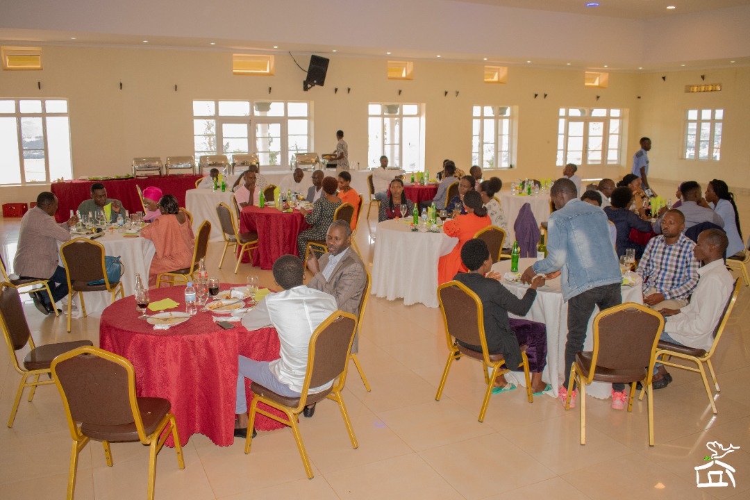 Maison Shalom International tweet media