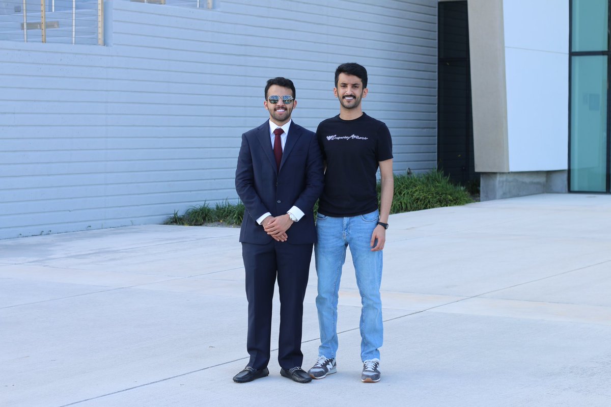 H79ix's tweet photo. الحمدلله 🎓
ماجستير في الهندسه الكهربائية 
Master’s in Electrical Engineer https://t.co/pHnM1pukl7