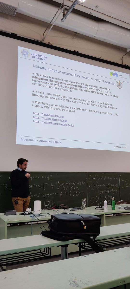 stefano_cavalli's tweet photo. Explaining DeFi, MEV, Flashbots and Suave at the University of Parma, Computer Engineering Department ⚡️🤖 https://t.co/eX9xxesckL
