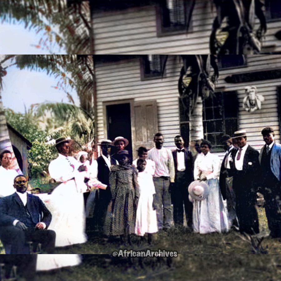 The black history of Miami, Florida. A THREAD! Bahamians were among the first settlers in Miami. The first name on the city charter in 1896, when the city was incorporated, was a Black man named Silas Austin. Out of 368 men who voted to incorporate Miami,162 of them were Black