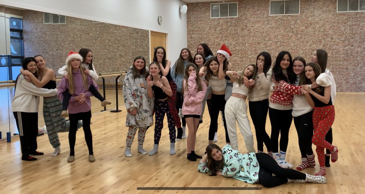 wallacehighdance tweet media