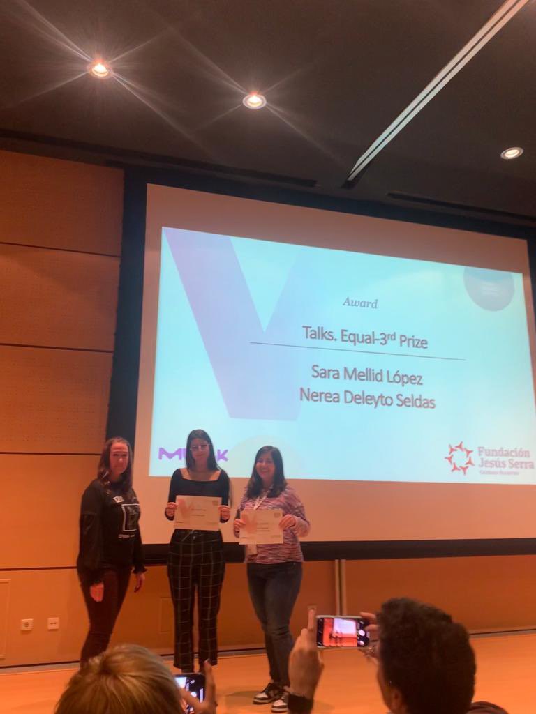 DeleytoSeldasN's tweet photo. Super happy to receive a prize for one of the best flash talks at the 12th CNIO Lab Day @CNIOStopCancer thanks to our collaborators and all the members in @EfeyanLab for their support!! ☺️ https://t.co/p8UGUYSkZH