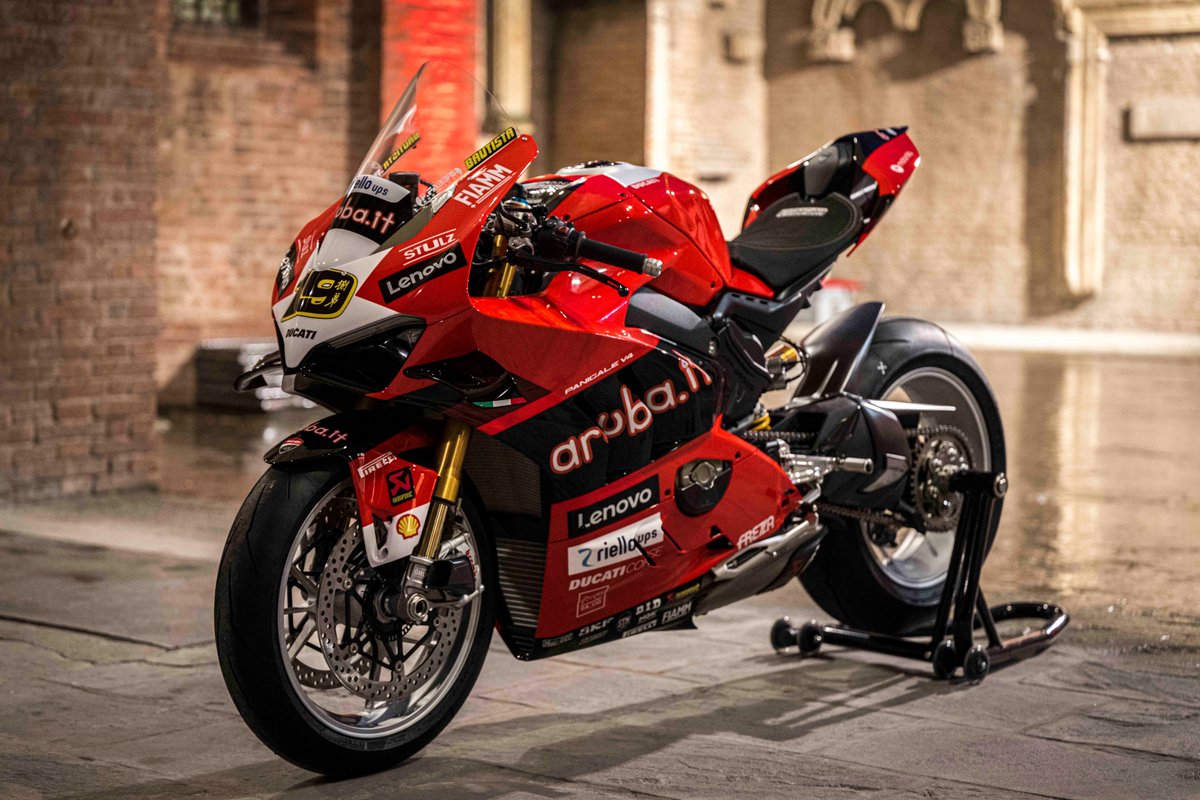 DucatiMotor's tweet photo. .@PeccoBagnaia &amp; @19Bautista unveiled the special 260-limited edition series of Panigale V4 inspired by the Desmosedici GP and Panigale V4 R of the World Champions. Each bike will feature the livery of the rider featuring an original autographed tank. 
https://t.co/yo2lMNMxGz https://t.co/VJGKQM4ipc
