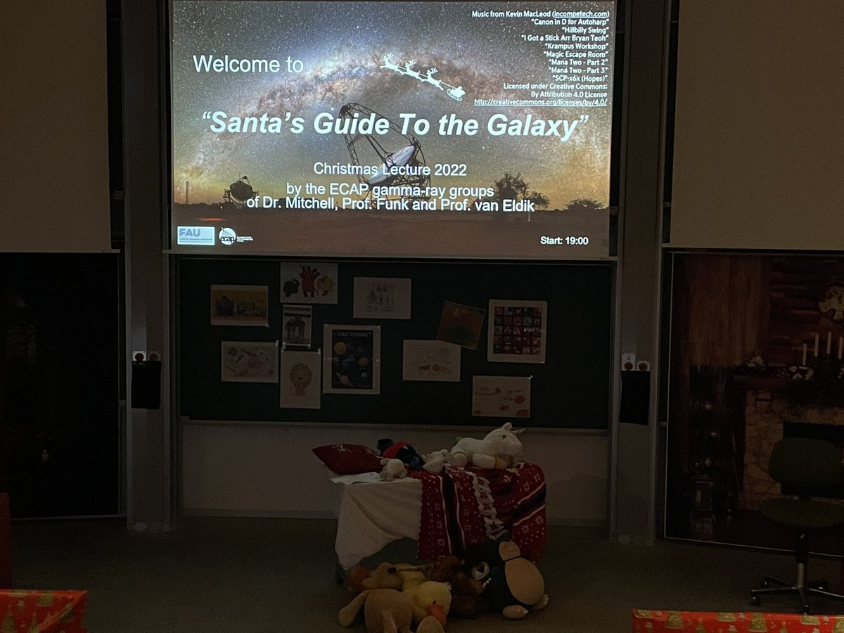 UniFAU's tweet photo. 📣 Last call! The Christmas lecture @ecap_fau is about to begin 🎁🎄🛷
https://t.co/bIuCkEkHRK
#FAU #FAUScience https://t.co/pRTEBMKYNu