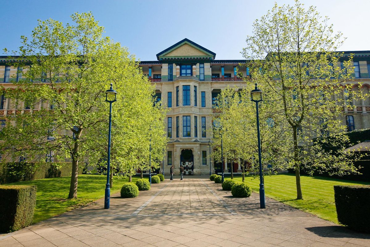 Cambridge Judge (@cambridgejbs) on Twitter photo Applications are open for our next <a href="/CamSocVent/">Cambridge Social Ventures</a> Weekend! šš»
The #SocialVenture Weekends are for anyone running a business dedicated to making #SocialImpact, or someone with a bright idea!
š
25-26 February 2023
š CJBS
Apply here: loom.ly/7wegx6I Applications are open for our next <a href="/CamSocVent/">Cambridge Social Ventures</a> Weekend! šš»
The #SocialVenture Weekends are for anyone running a business dedicated to making #SocialImpact, or someone with a bright idea!
š
25-26 February 2023
š CJBS
Apply here: loom.ly/7wegx6I
