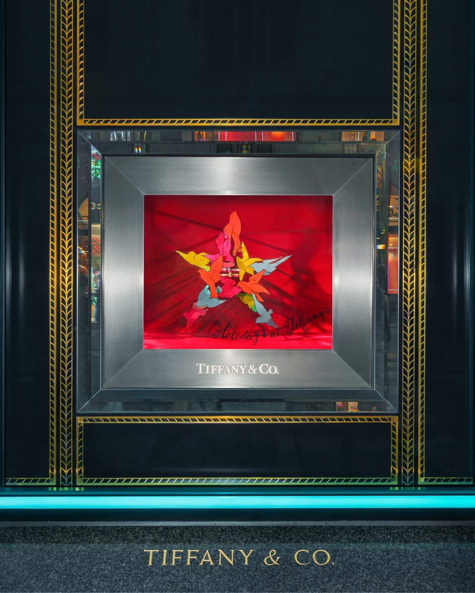 TiffanyAndCo's tweet photo. Why deck the halls when you can deck the whole store? Our Old Bond Street location gets the Andy Warhol treatment in London. Plan your visit: https://t.co/ykRyjBirb3  #ATiffanyHoliday #WarholFoundation @warholfdn

©/®/™ The Andy Warhol Foundation for the Visual Arts, Inc. https://t.co/noSFwenYuh