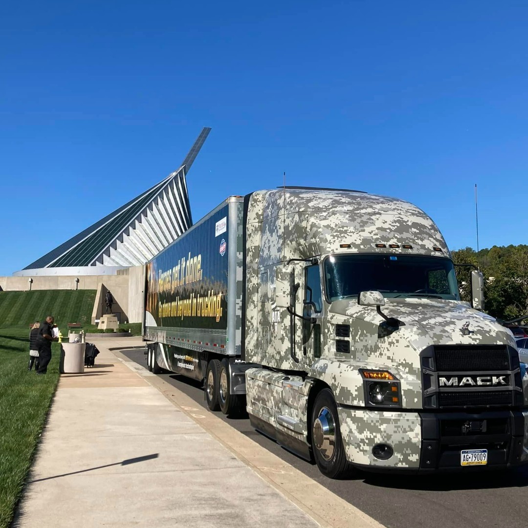 Mack Trucks on Twitter "The Wreaths Across America convoy is in full