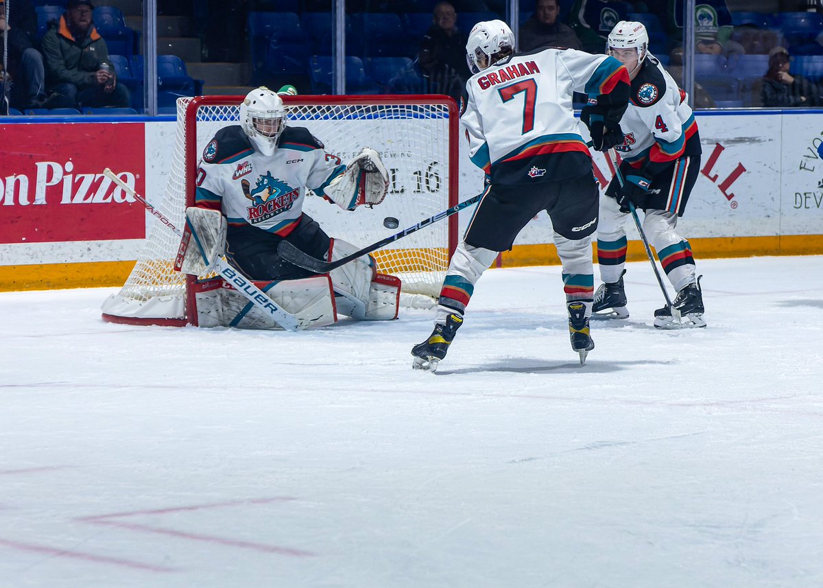 There is so much great talent around <a href="/TheWHL/">Western Hockey League</a>, specifically team photographers. Check out Ed Fonger in Swift Current. 1) Clarity of photo is high end. 2) Lighting is terrific. Bright/vivid. 3) Captures puck in mid-air.