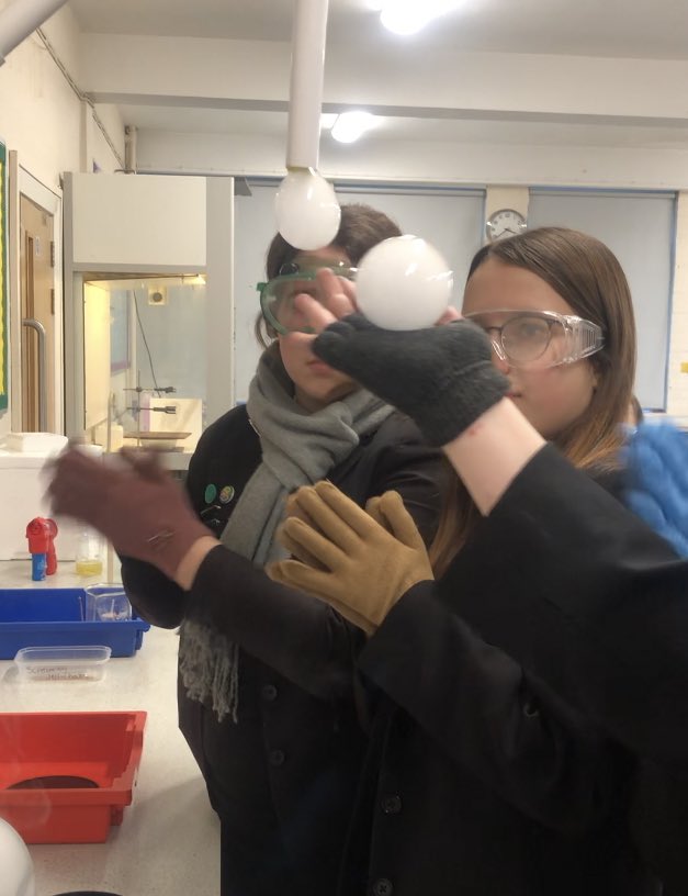 HolyroodScience's tweet photo. Amazing time with Y7 doing a Royal society style Christmas lecture!  All about gas. We had fun playing in science club with Y8 with some of the demos we did too!  A great science team with the most amazing tech support. https://t.co/GqkSPIt0T4