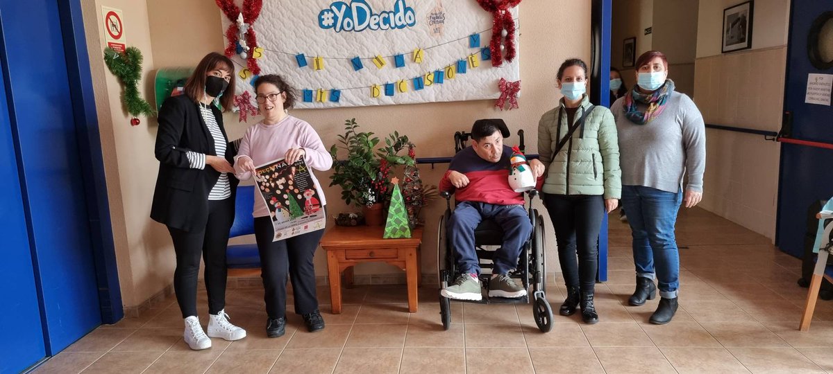 Dilluns passat DolçaiNadal va estar en les instal·lacions de Aspropace on es va signar el conveni de col·laboració.