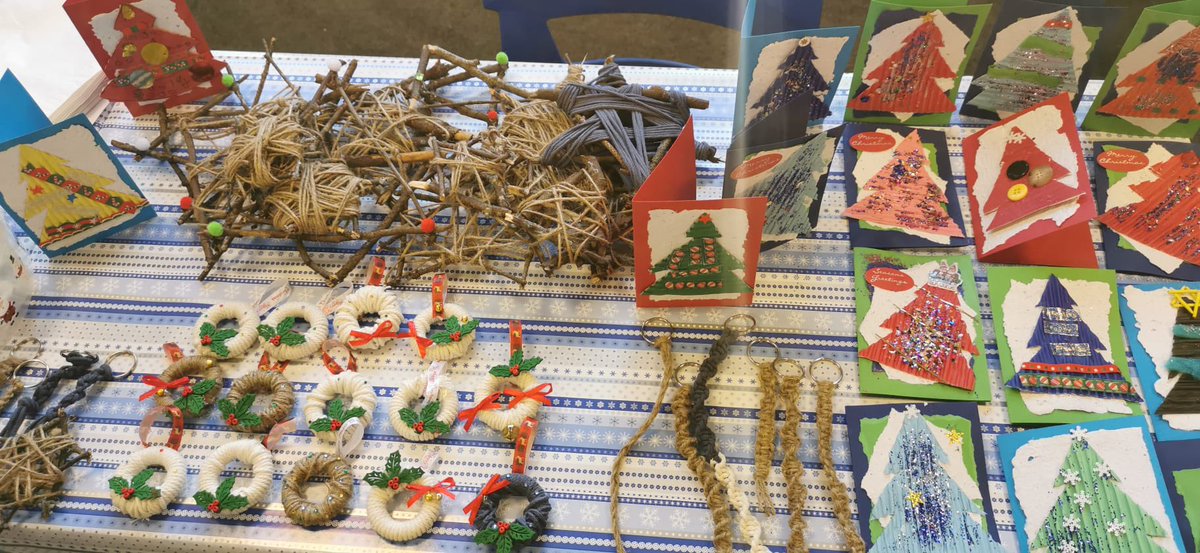Today our wonderful Department of Additional Support invited their Parents / Carers into the department for their Christmas Family Fayre. The young people did an amazing job and it was heart-warming to see how proud they are of their work department. ❤️ #excellence #togetherness