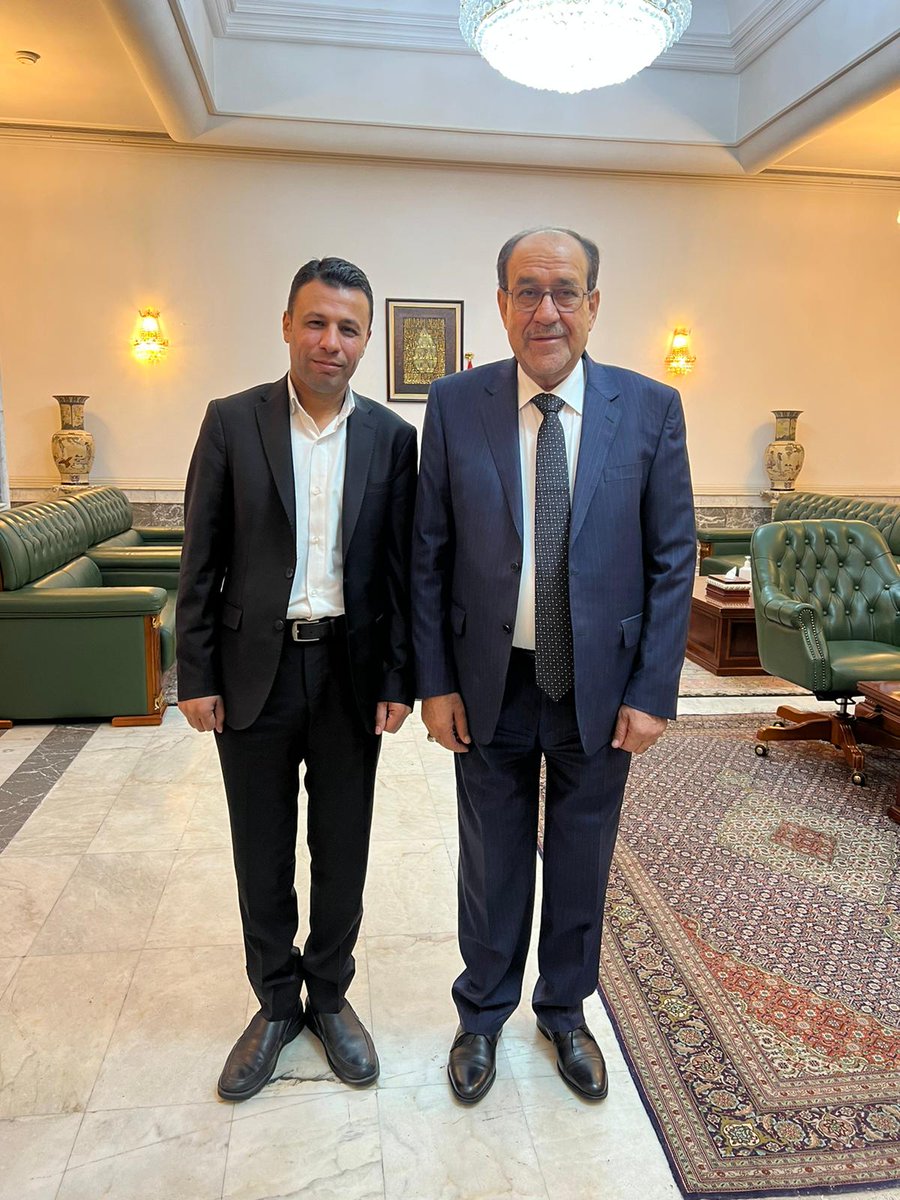 ahmadabdulsada's tweet photo. حين قابلته اليوم قال لي وهو يبتسم: بعدك عدل؟ شعجب ما حبسوك؟ هههههههه
مع الشجاع الثابت والداعم الدائم للحشد والمقاومة، والرجل الصامد الذي لم تهزه مؤامرات أعداء الشيعة وتسقيطات أدعياء التشيع
#مع_المالكي
#يمضون_ونبقى https://t.co/NFtzPvy1Ag