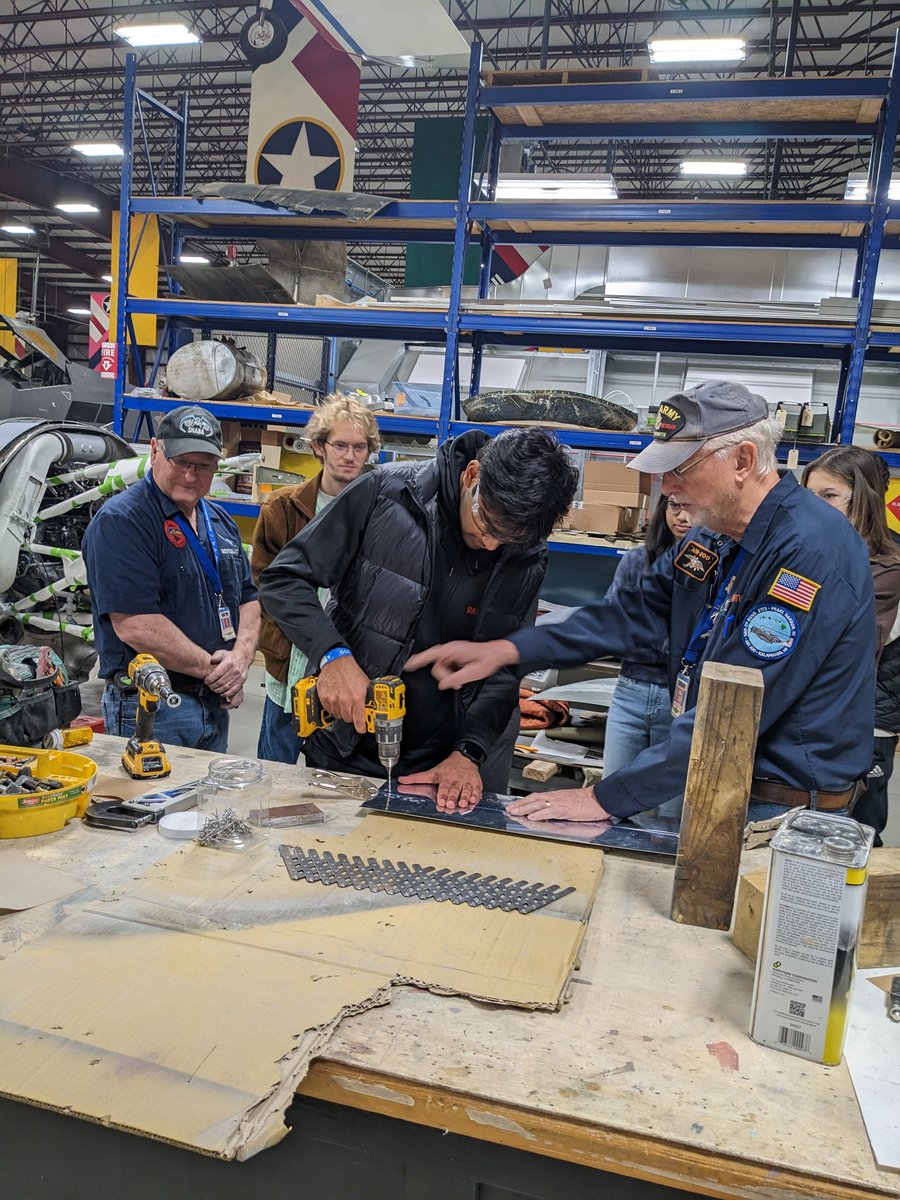 MLM42094's tweet image. More adventures with #IBScience students at the @Air_Zoo today!