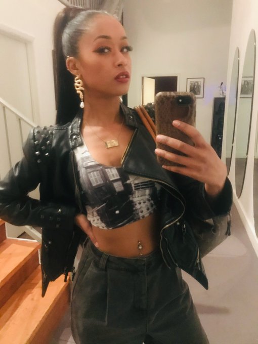 Post session glow 😈🖤⛓️ #tbt https://t.co/hhKziDgDx0<a href="/tag/tbt"class="tags">#tbt</a>