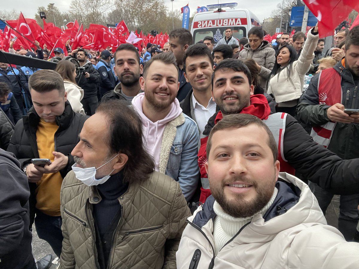 chpcatalcagenc's tweet photo. Hiç endişe etmeyin! 6'lı masa kararlı bu ülkeye huzuru ve bereketi getireceğiz, adaleti getireceğiz. 
Hiç kimse umutsuzluğa kapılmasın. İktidar olacağız!

#Yanındayızİmamoğlu https://t.co/odyFIWEnt3