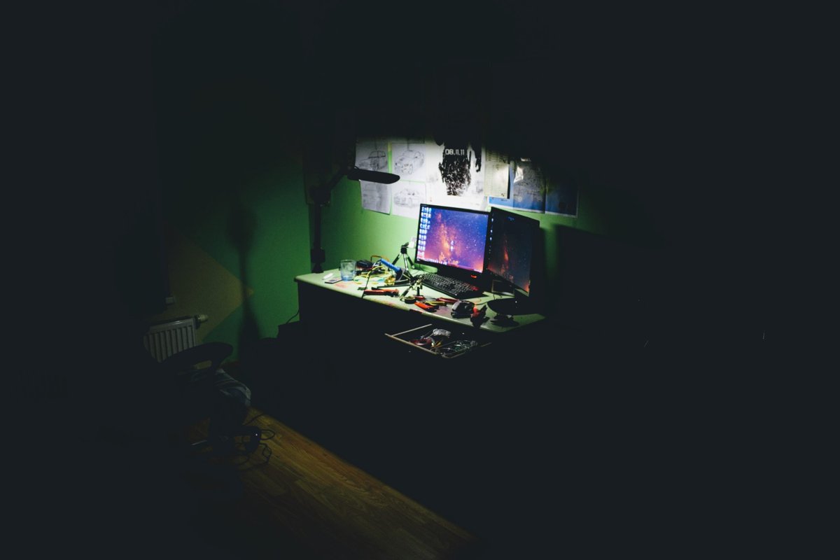 ALERT_AB's tweet photo. More than 100 youth from southern Alberta have been victimized by sextortion scam offences since March 2022.

ALERT’s Internet Child Exploitation (ICE) unit is reminding parents to promote online safety at home.

More: https://t.co/hJyVUUOsU8 https://t.co/RFfYAGHDjM