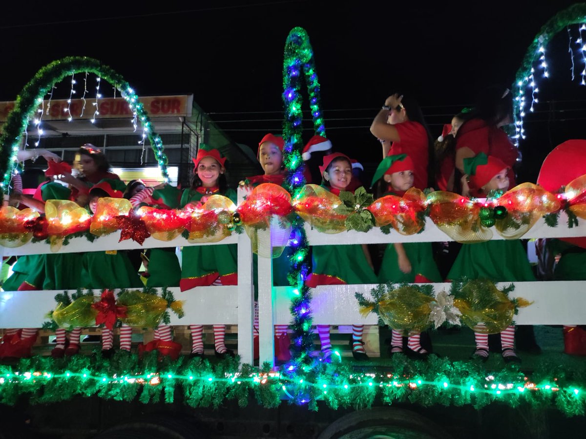 redcudicr's tweet photo. ¡Mucho compromiso y dedicación!
Gracias personal, niñas, niños, familias de los centros infantiles por dedicar tiempo, muchas veces extra, y recursos a preparar estas bellas presentaciones.
Gracias a los cantones y a las municipalidades que hacen posible estos convivios comunales https://t.co/N0HkQZtDHk