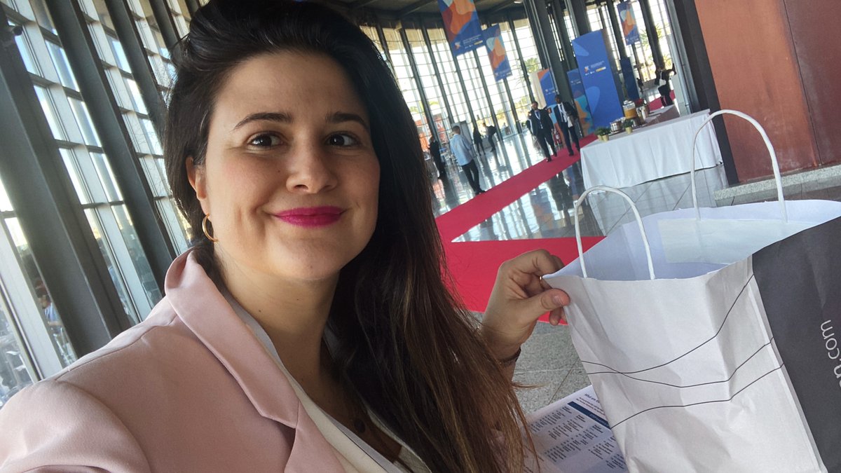 SabyHdz's tweet photo. Increíble oportunidad para nuestras islas escuchar de primera mano a grandes profesionales internacionales como @carmeartigas hablar del sector digital. Mucho trabajo hecho y mucho camino por recorrer en #Canarias. #OCDEdigital #OECDigital @SEDIAgob @OECDinnovation @EcoGobCan https://t.co/0wF044xAR2
