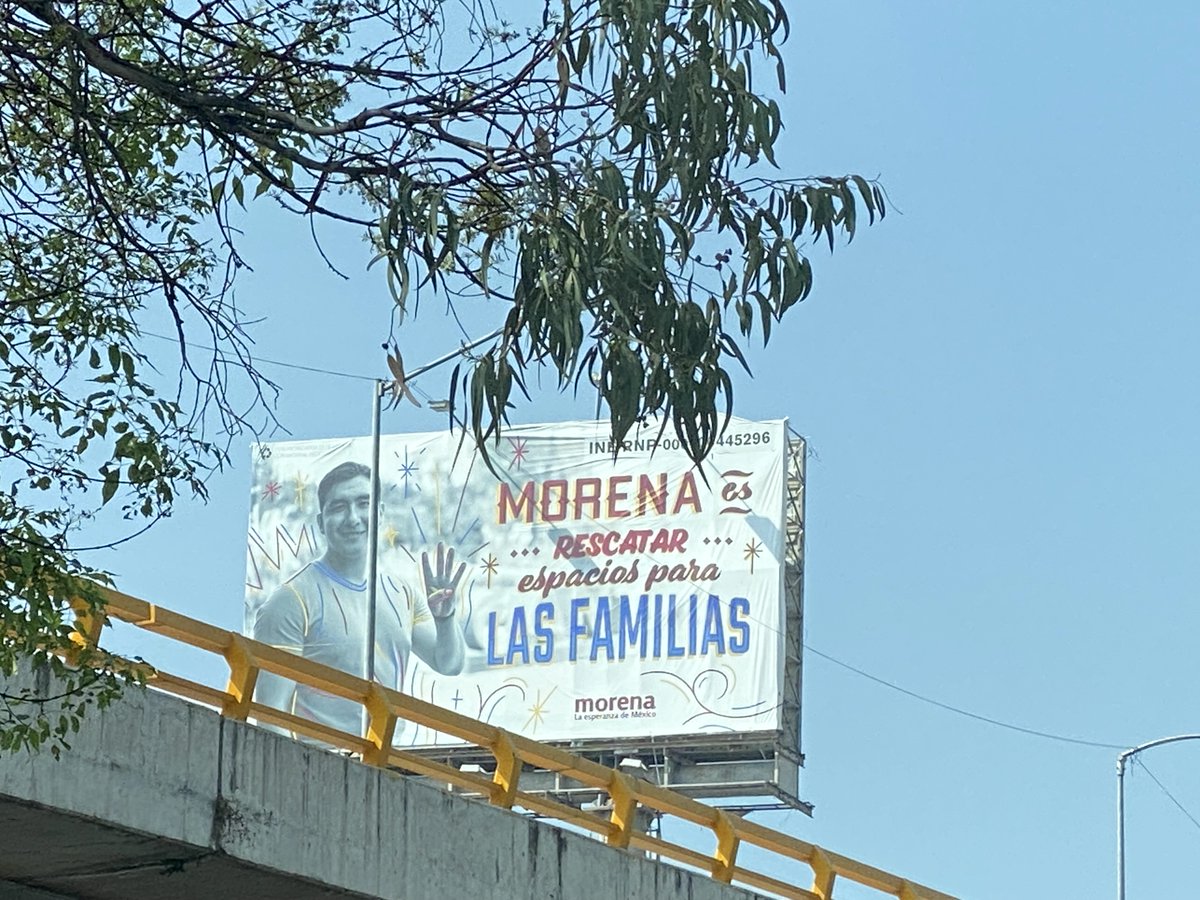 CamilaRubalca's tweet photo. Así las instituciones de la #4T y sus funcionarios. ¿No es ilegal esta publicidad según su nueva ley?
@seduviCDMX 
@IntiMunoz 
@aandrea_cadabra 
@carlosmgturismo
#CorrupcionEnLeyDePublicidadExterior
@LabMedicoChopo @HeinekenMexico @OficialJumex @lionsgateplusla @lionsgateplusla https://t.co/gPDxtKnLY4