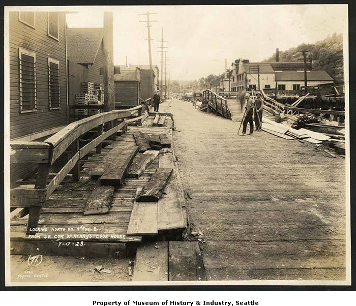 TBT: Corner of Henry's Cook House looking North circa July 1923
📍 9th Avenue South

📖 Source: MOHAI and Lockheed Shipbuilding &amp; Construction Company Photographs and Publications, 1988.13.7.2.71