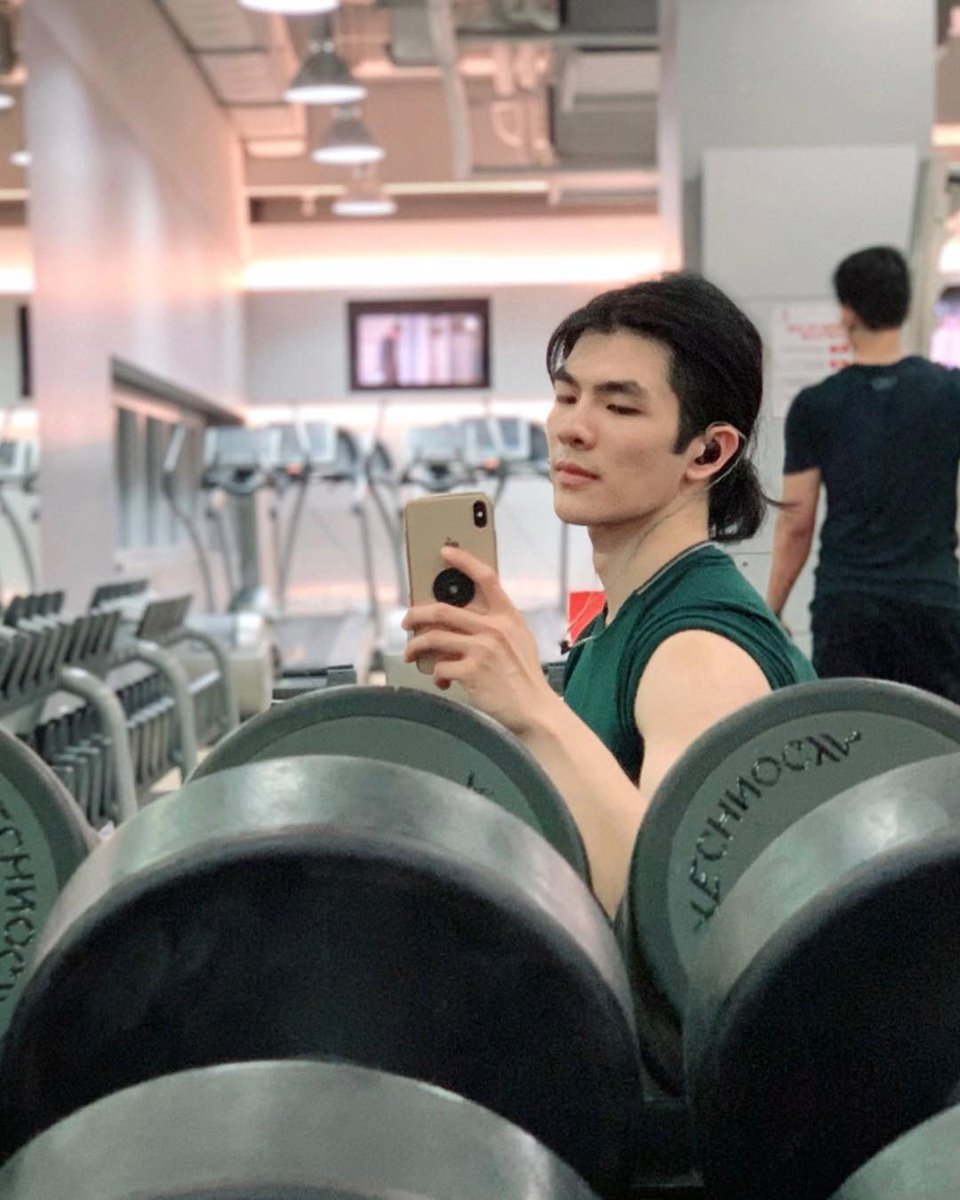 ╾┄ ˗ˋ  𝐈𝐍𝐒𝐓𝐀𝐆𝐑𝐀𝐌 𝐏𝐎𝐒𝐓 ˎ˗ 

Luego de unas pequeñas pero merecidas vacaciones en Londres estoy de regreso en casa.