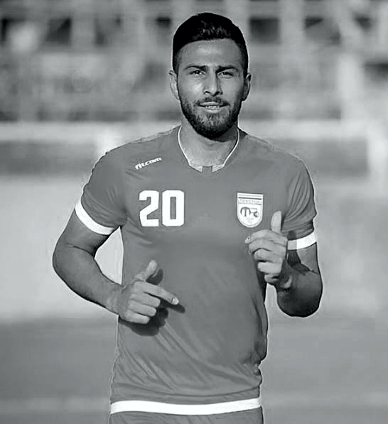 El futbolista iraní Amir Nasr-Azadani, fue condenado a muerte por Iran, por defender públicamente los derechos de las mujeres. El régimen ya ejecutó a los luchadores Navid Afkari y Majid Reza Rahnavard. ¿No es momento que sus pares y la FIFA se pronuncien y lo eviten?