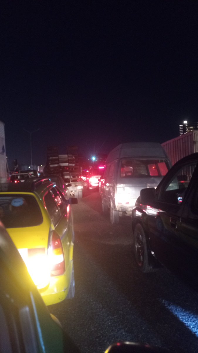 UwakweVictor3's tweet photo. I wish the traffic ๐ฅ Jam in Lagos is the same in every Organized Hip-hop Jamz in Lagos ๐ big problem for who go think say him fit escape Traffic ๐ฅ for Lagos...
#Trafficjam #hiphopjam #traffic #hiphop #jam https://t.co/3jXd2ieaac