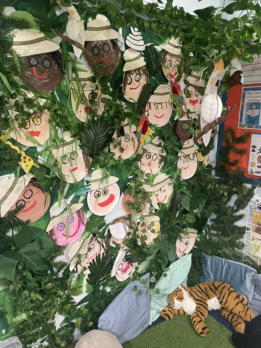 MrsE_Kruger's tweet photo. Promoting a love of reading is one of my favourite parts of my job. The children have enjoyed being jungle explorers, exploring the books and texts within the reading corner. #engament #reading #earlyreading #readingforpleasure #phonics https://t.co/YjbOMvdfDC