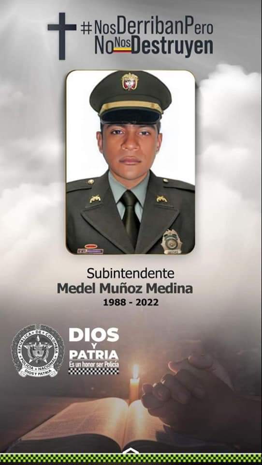 LarrahondoElias's tweet photo. Rechazamos ataque a @PoliciaCauca en El Bordo, #Patía, el cual causó la muerte del Subintendente Medel Muñoz y 2 heridos, expresamos solidaridad con sus familias y por eso el 22 de diciembre vamos hacer un clamor desde el Cauca para decir a los violentos que ese no es el camino. https://t.co/6y3bH9sVmm