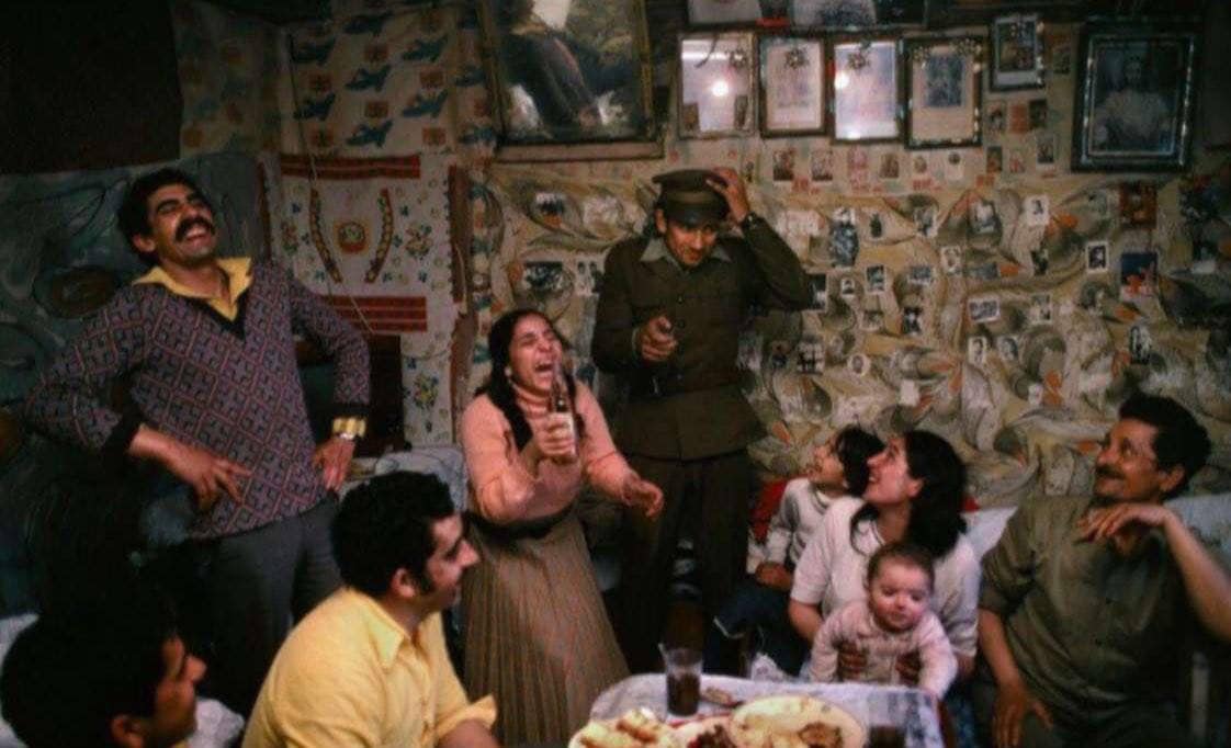 Heyitshassan's tweet photo. I realized that the noise of the family is the calmness of the heart https://t.co/SgKJ7fSbIf