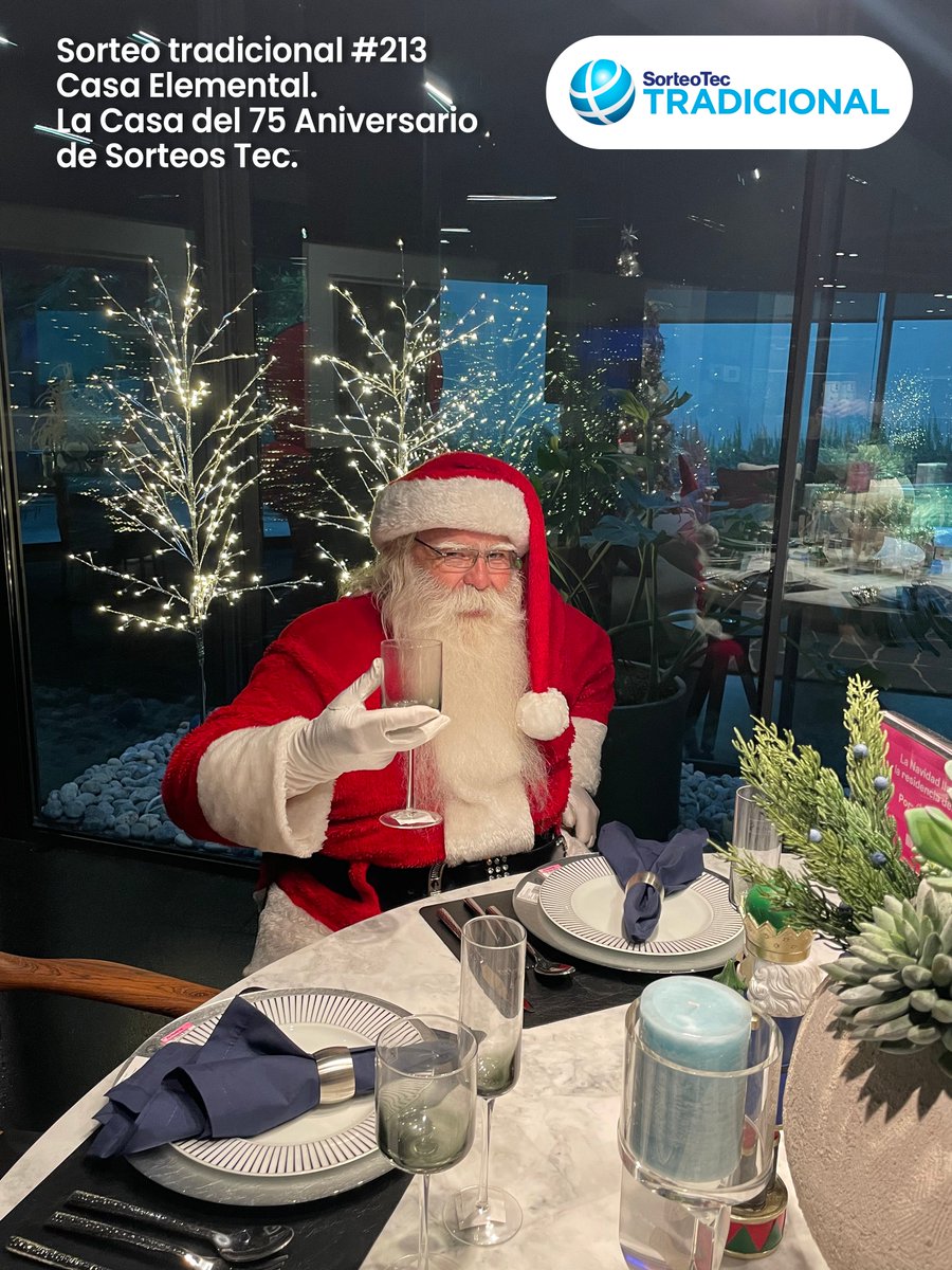 SorteosTec's tweet photo. 🎅🏼 ¡Santa te invita a que compres tus boletos del #SorteoTradicional213º! En donde podrás participar para ganarte la #CasaDelTec!🎄🌟 #CasaElemental ¡Aprovecha porqué son los últimos boletos! Puedes comprarlos en línea, da click aquí 👉🏻https://t.co/YFWwYV6u4x ✨ https://t.co/Kgu7IbHixw