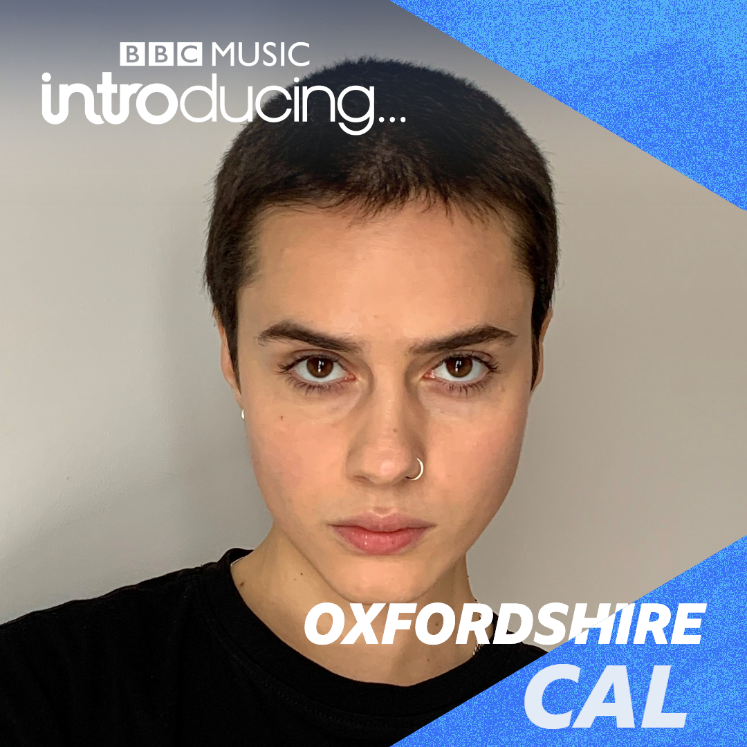 BBC Oxfordshire (@bbcoxford) on Twitter photo Every Saturday night from 8⃣, hear incredible new music from #Oxfordshire with <a href="/bbcintroducing/">BBC Music Introducing</a> - this week <a href="/DaveGilyeat/">Dave Gilyeat</a>'s joined by @_the_cal_zone_ to hear about their new Christmas track & upcoming EP!👐
🔊 Listen live or subscribe to the pod ⤵️
bbc.in/3Wo4W2u Every Saturday night from 8⃣, hear incredible new music from #Oxfordshire with <a href="/bbcintroducing/">BBC Music Introducing</a> - this week <a href="/DaveGilyeat/">Dave Gilyeat</a>'s joined by @_the_cal_zone_ to hear about their new Christmas track & upcoming EP!👐
🔊 Listen live or subscribe to the pod ⤵️
bbc.in/3Wo4W2u