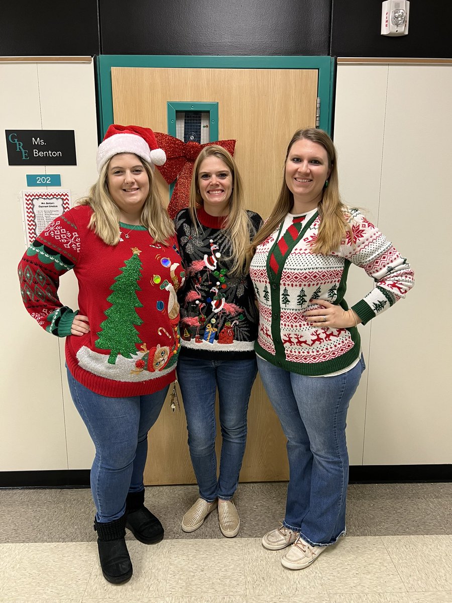 Last full day before break! #uglysweaterday <a href="/MrsDure/">Samantha Dure</a> <a href="/HavenBurns/">Haven Burns</a>