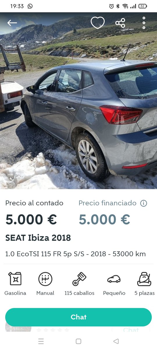 arberto93's tweet photo. Fiarte de comprar un coche de segunda mano nivel... (poner la foto con la grúa delante directamente) https://t.co/Xy4bt0677N