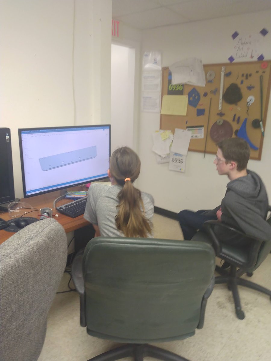 FRC6936's tweet photo. Some random pictures from a recent meeting! https://t.co/xpwzMyYm4h