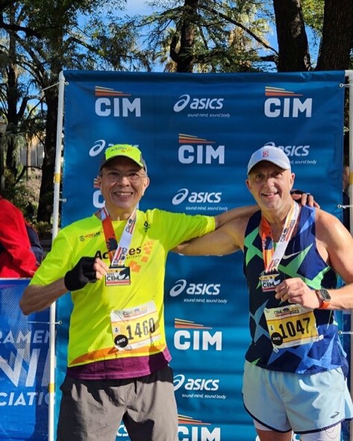 TheSplinterGrp's tweet image. We’re incredibly proud of our friend and client, Jeremy Salemson, for assisting Mauricio, a 65 year-old  visually-and mobility-impaired runner through the completion of the California International Marathon.  We are so proud of these guys! @cimginc