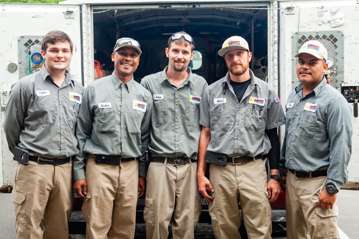 HappyHome3917's tweet photo. No matter what kind of HVAC problem we're there to help with, the first thing you'll always get is some friendly, helpful service from our team! #HappyHomeServices #FreeEstimates #ReferralProgram #DurhamHVAC #ResidentialHVAC https://t.co/3EjLpFD9cu