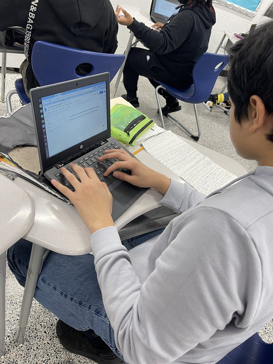 Cameron Vadersen tweet media