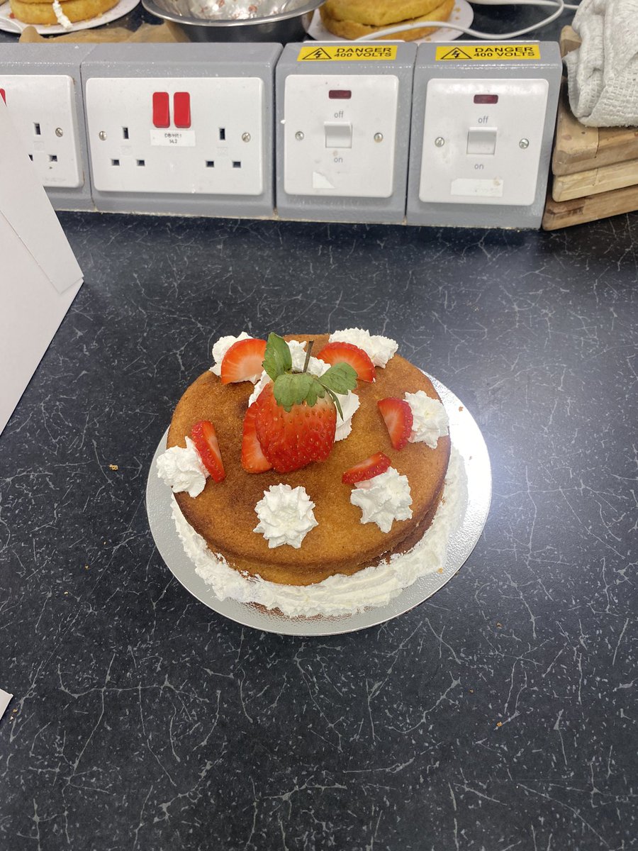 WCHS_Pathways's tweet photo. N5 Hospitality C absolutely smashing their assessment today with these skills!! @WestCalderHigh https://t.co/7zlrreVo0o